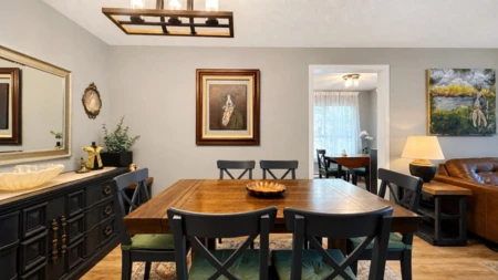 Kitchen Island Photo of 403 2958 Silver Springs Boulevard, Coquitlam, BC