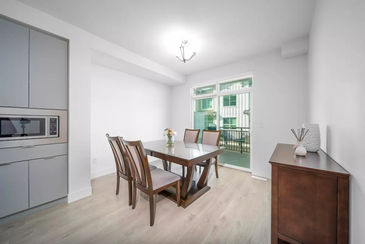Living Room Photo of 50 16561 17a Avenue, Surrey, BC