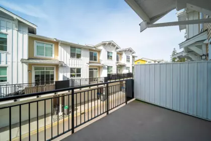 Hot Tub / Spa Photo of 50 16561 17a Avenue, Surrey, BC