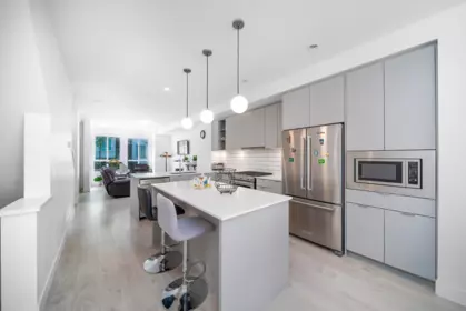 Kitchen Island Photo of 50 16561 17a Avenue, Surrey, BC