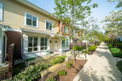 Swimming Pool Photo of 50 16561 17a Avenue, Surrey, BC
