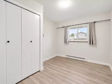 Powder Room Photo of 4651 56 Street, Ladner, BC