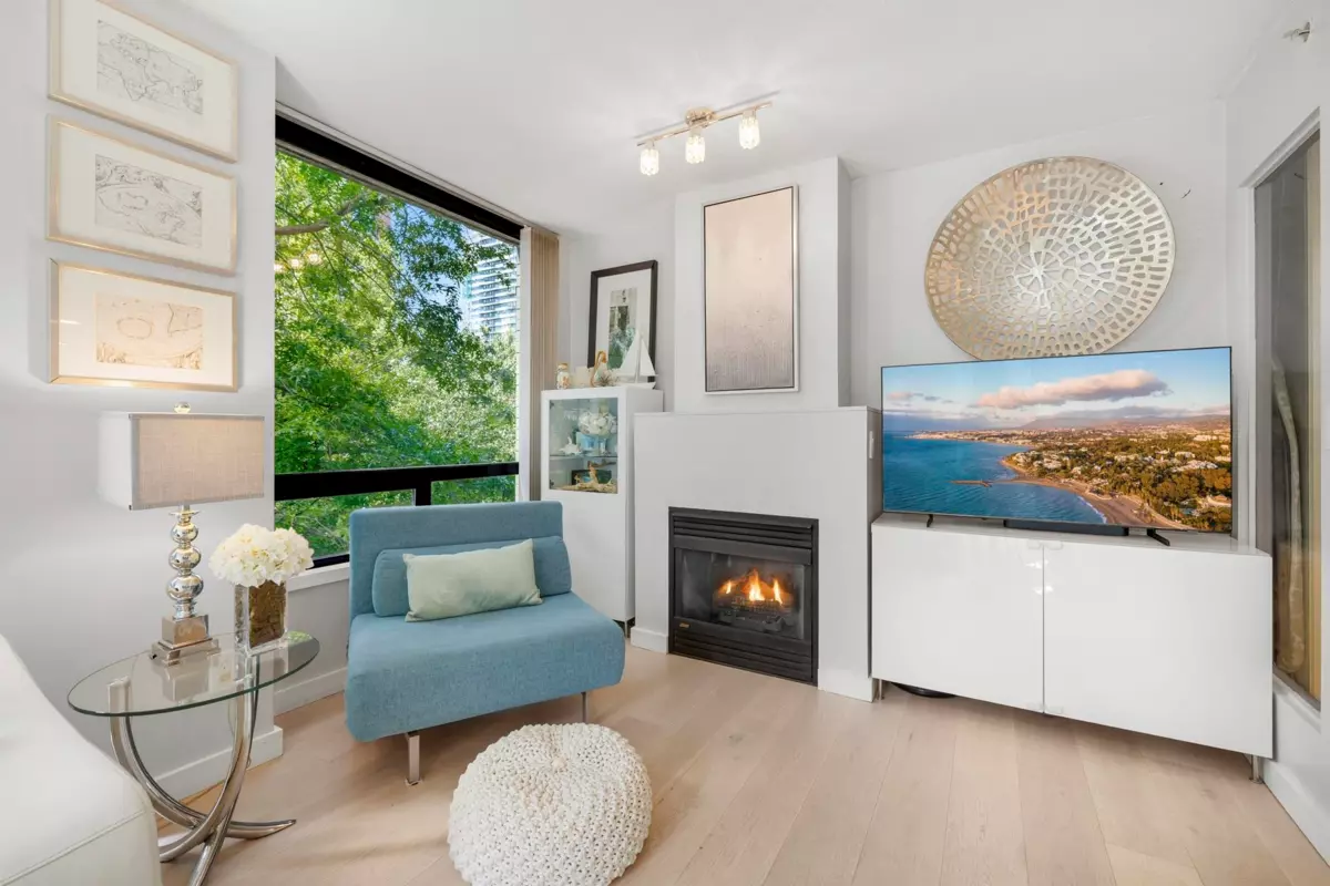 Family Room Photo of 304 1003 Burnaby Street, Vancouver, BC