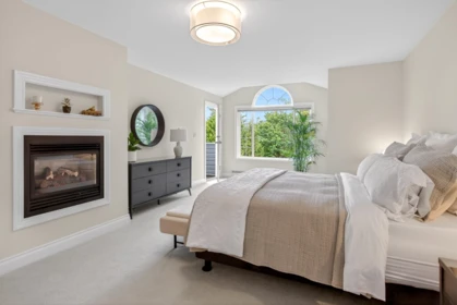 Entry Foyer Photo of 2339 St George Street, Port Moody, BC