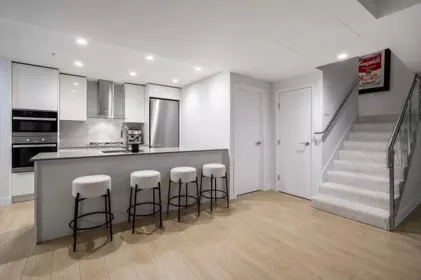 Kitchen Island Photo of PH02 1283 Howe Street, Vancouver, BC