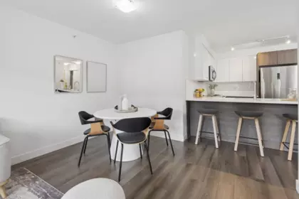 Kitchen Photo of 501 2525 Clarke Street, Port Moody, BC