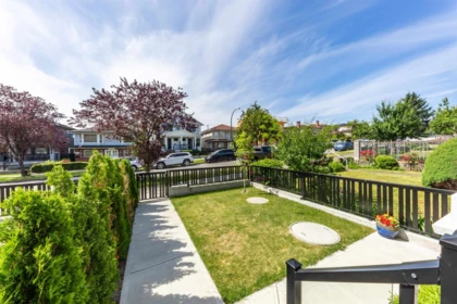 2975 E 42nd Avenue, Vancouver, BC, Vancouver — Half Duplex for sale
