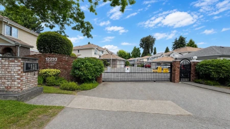 105 12233 92 Avenue, Surrey, BC, Surrey — Townhouse for sale
