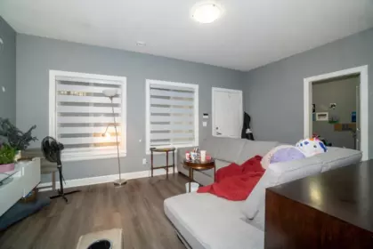 Hot Tub / Spa Photo of 18938 54a Avenue, Surrey, BC