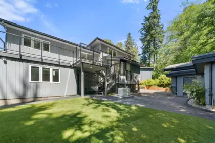 Hot Tub / Spa Photo of 1776 Medwin Place, North Vancouver, BC