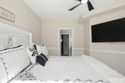 Basement Recreation Room Photo of 401 32445 Simon Avenue, Abbotsford, BC