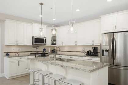 Kitchen Island Photo of 401 32445 Simon Avenue, Abbotsford, BC