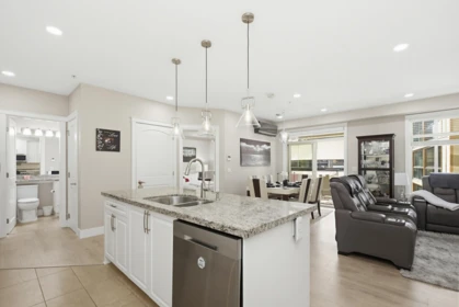 Primary Bedroom Photo of 401 32445 Simon Avenue, Abbotsford, BC
