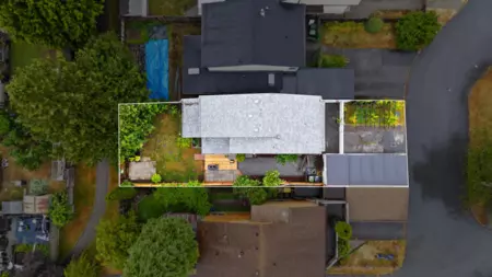 Backyard Photo of 886 Pinebrook Place, Coquitlam, BC