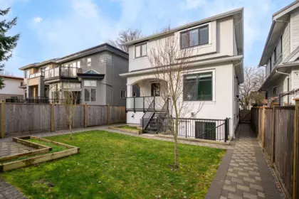 Aerial View of 58 E 39th Avenue, Vancouver, BC