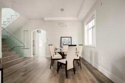 58 E 39th Avenue, Vancouver, BC, Vancouver — Single Family Residence for sale