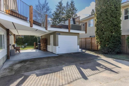 Front Yard Photo of 40251 Kalodon Road, Squamish, BC
