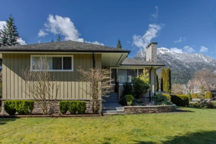 Outdoor Deck Photo of 40251 Kalodon Road, Squamish, BC