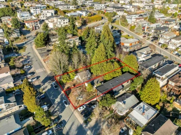 966 Maple Street, White Rock, BC, White Rock — Single Family Residence for sale