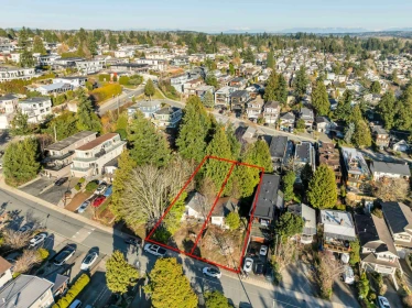 966 Maple Street, White Rock, BC, White Rock — Single Family Residence for sale