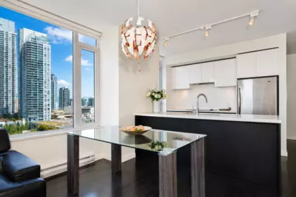 Kitchen Island Photo of 1209 6333 Silver Avenue, Burnaby, BC