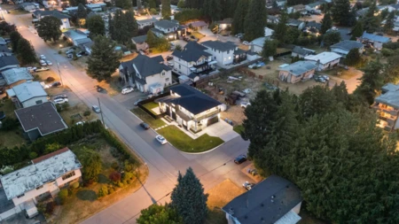 3051 Royal Street, Abbotsford, BC, Abbotsford — Single Family Residence for sale