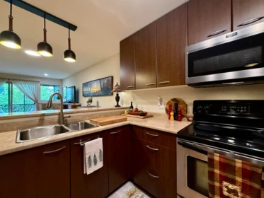 Pantry Photo of 404 5631 Inlet Avenue, Sechelt, BC