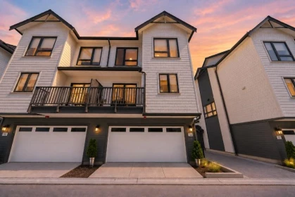 56 16358 90 Avenue, Surrey, BC, Surrey — Townhouse for sale