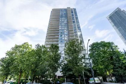 2708 2289 Yukon Crescent, Burnaby, BC, Burnaby — Apartment/Condo for sale