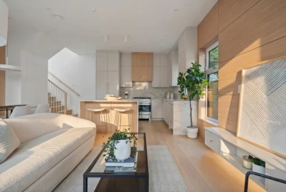 366 E 23rd Avenue, Vancouver, BC, Vancouver — Half Duplex for sale