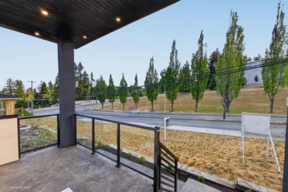 101 5642 144 St Street, Surrey, BC, Surrey — Half Duplex for sale