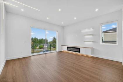 Guest Bathroom Photo of 101 5642 144 St Street, Surrey, BC