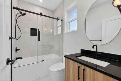 Hallway Photo of 101 5642 144 St Street, Surrey, BC
