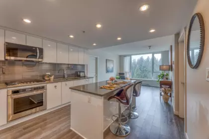 1004 3100 Windsor Gate, Coquitlam, BC, Coquitlam — Apartment/Condo for sale