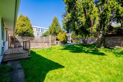 Office / Den Photo of 15405 Semiahmoo Avenue, White Rock, BC