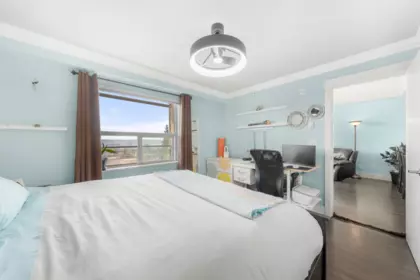 Office / Den Photo of 302 709 12th Street, New Westminster, BC