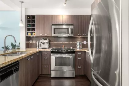 Pantry Photo of 302 709 12th Street, New Westminster, BC