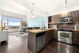 302 709 12th Street, New Westminster, BC