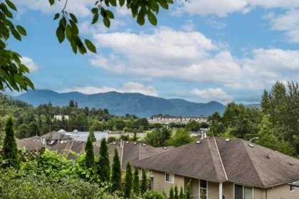 Backyard Photo of 33497 11 Avenue, Mission, BC