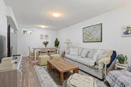 Mudroom Photo of 33497 11 Avenue, Mission, BC