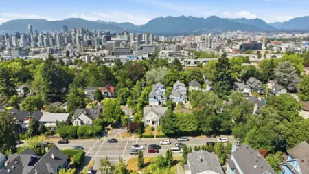 93 W 12th Avenue, Vancouver, BC, Vancouver — Quadruplex for sale