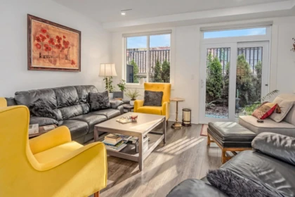 Breakfast Nook Photo of 15 34825 Delair Road, Abbotsford, BC