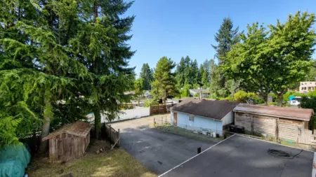 Community Amenities Photo (Clubhouse) of 1798 Heather Avenue, Port Coquitlam, BC
