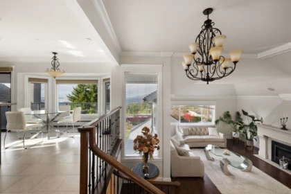 Living Room Photo of 4050 St. Pauls Avenue, North Vancouver, BC