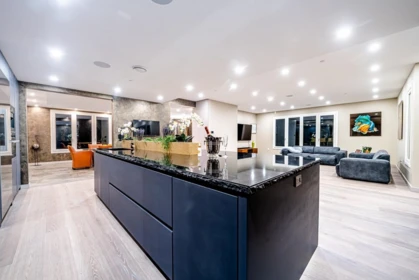 Breakfast Nook Photo of 592 Craigmohr Drive, West Vancouver, BC