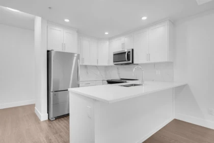 207 9983 E Barnston Drive, Surrey, BC, Surrey — Townhouse for sale