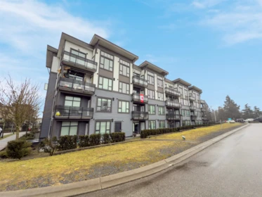 Hot Tub / Spa Photo of 207 9983 E Barnston Drive, Surrey, BC