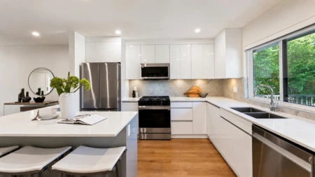 Kitchen Photo of 12475 208 Street, Maple Ridge, BC
