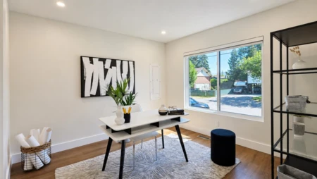 Primary Bedroom Photo of 12475 208 Street, Maple Ridge, BC