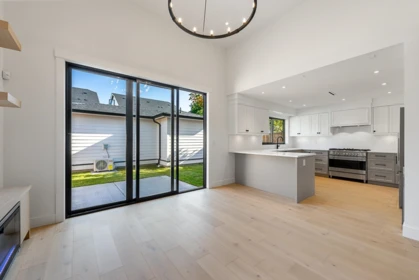 Kitchen Photo of 4943 44 Avenue, Delta, BC